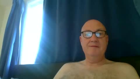 Snapshot of daddyhere4uall6 chatting on October 2025 07:09:01 AM daddyhere4uall6 online show from October 2025 07:09:01 AM