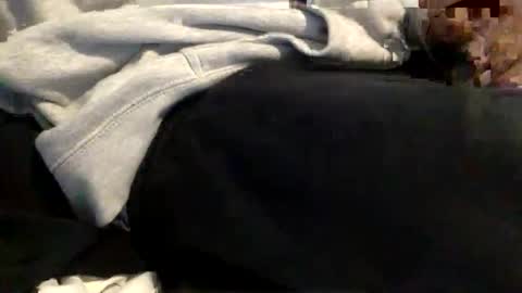 JOI use emoji thumbs up Faster   Thumbs down Slower    Hi Hand Stop    Fist Start.Stop online show from January 2026 09:18:02 PM