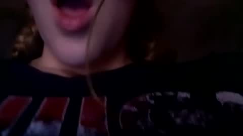 Snapshot of daddylookatmylonglegs chatting on September 2025 07:01:01 AM Caroline online show from September 2025 07:01:01 AM