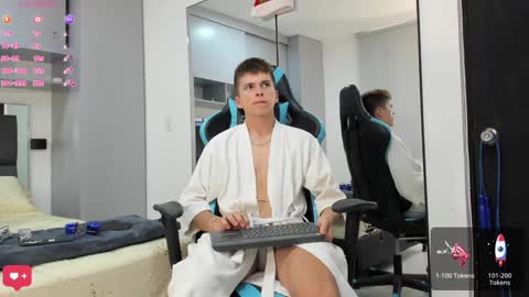 Snapshot of daddyrich4u chatting on December 2024 09:23:01 PM daddyrich4u online show from December 2024 09:23:01 PM