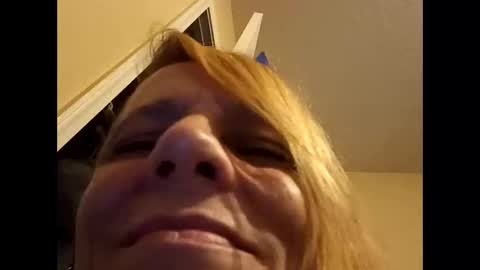 Snapshot of daddysmasterpiece19751973 chatting on November 2025 08:28:02 AM daddysmasterpiece19751973 online show from November 2025 08:28:02 AM