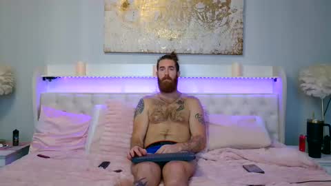 Snapshot of daddyunlocked chatting on October 2025 01:53:02 PM daddyunlocked online show from October 2025 01:53:02 PM
