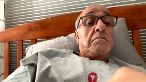 Snapshot of daddyweis chatting on October 2025 02:41:02 AM daddyweis online show from October 2025 02:41:02 AM