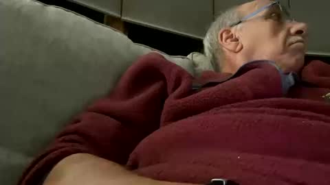 Snapshot of daddyweis chatting on October 2025 01:59:01 AM daddyweis online show from October 2025 01:59:01 AM