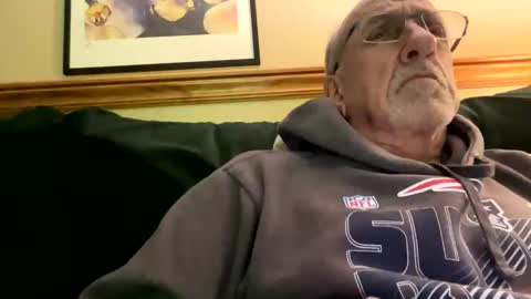 Snapshot of daddyweis chatting on November 2025 11:29:01 PM daddyweis online show from November 2025 11:29:01 PM