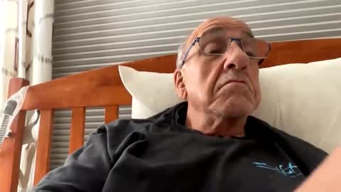 Snapshot of daddyweis chatting on November 2025 03:27:01 AM daddyweis online show from November 2025 03:27:01 AM