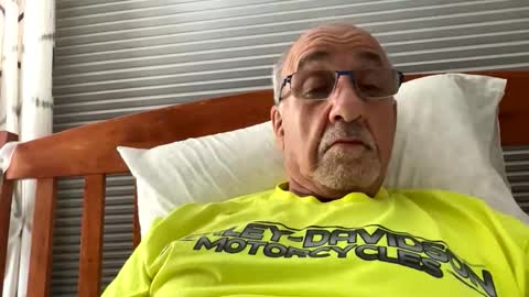 Snapshot of daddyweis chatting on November 2025 03:05:01 AM daddyweis online show from November 2025 03:05:01 AM