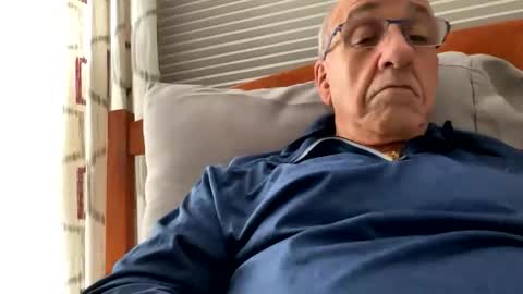 Snapshot of daddyweis chatting on December 2025 03:00:01 AM daddyweis online show from December 2025 03:00:01 AM