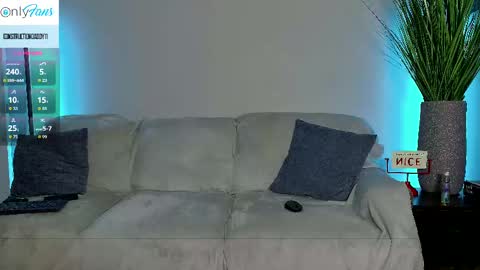 Snapshot of daddyxxluna chatting on October 2025 01:59:02 AM ConstructionDaddy and Lady Luna online show from October 2025 01:59:02 AM