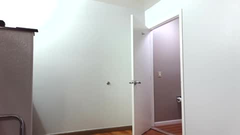 Snapshot of daddyyysj chatting on September 2025 08:05:01 AM daddyyysj online show from September 2025 08:05:01 AM