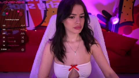 Snapshot of daenerys_daen chatting on December 2024 12:24:01 PM daenerys_daen online show from December 2024 12:24:01 PM
