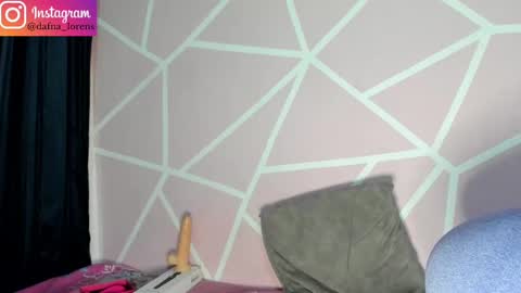 Snapshot of dafna_and_chriss chatting on November 2025 01:16:01 AM dafna lorens online show from November 2025 01:16:01 AM