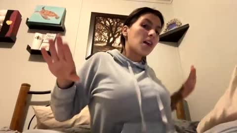 Snapshot of dafnecloutier chatting on February 2025 01:45:01 AM Dafne 27 Cory-24 online show from February 2025 01:45:01 AM