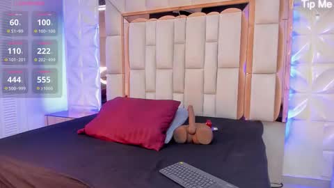 Snapshot of dafnee_adams chatting on November 2025 12:04:01 PM Dafnee online show from November 2025 12:04:01 PM