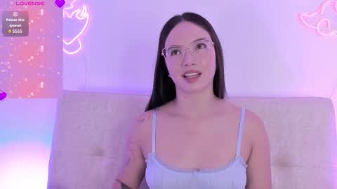 Dafne  online show from March 2026 12:10:02 PM