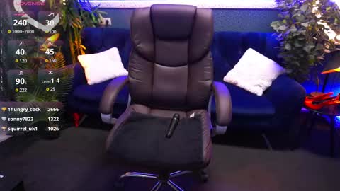 Dafni Mon online show from March 2025 04:53:01 PM