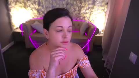 Dafni Mon online show from June 2026 09:26:01 AM