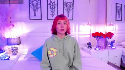 Dafnne online show from December 2025 03:22:01 AM