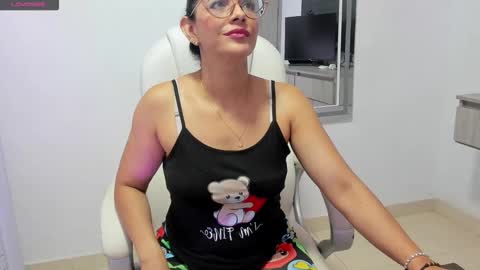 Snapshot of dahian_carter chatting on October 2025 01:01:01 PM Dahian online show from October 2025 01:01:01 PM