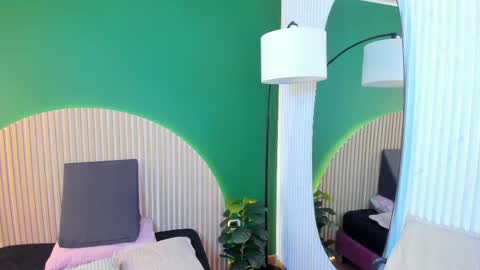 Dahiane Connor online show from April 2026 11:36:01 AM