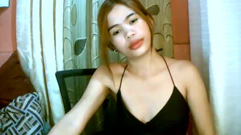 Im Dahlia online show from January 2025 01:17:01 PM