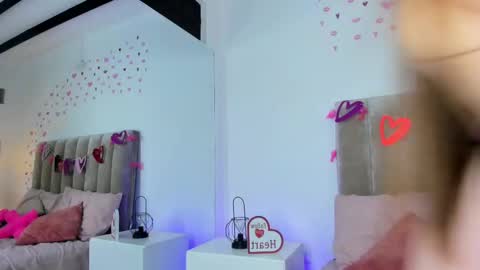 Dahlia online show from February 2025 08:48:02 PM