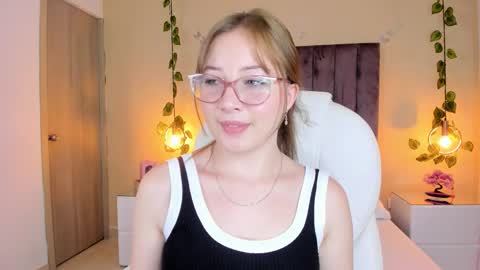 Dahlia online show from September 2025 08:47:02 PM