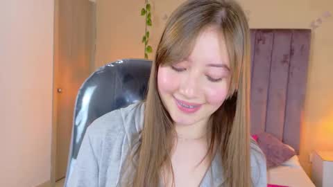 Dahlia online show from March 2026 05:14:02 AM