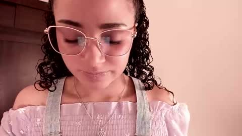 Dahli online show from September 2025 08:43:01 PM