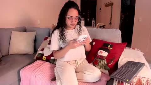 Dahli online show from December 2025 03:55:01 AM