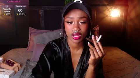 DAHYAN online show from November 2025 01:49:02 PM