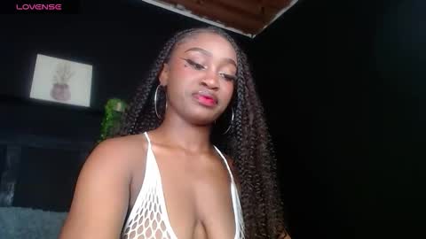 DAHYAN online show from November 2025 01:55:02 PM