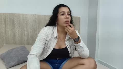 Daia Vega online show from April 2026 07:06:02 PM