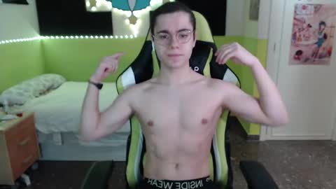 Snapshot of daigoro03 chatting on January 2025 12:13:02 PM daigoro03 online show from January 2025 12:13:02 PM