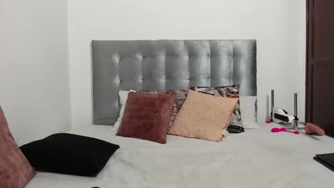 Daiisha.. online show from October 2025 09:29:02 AM