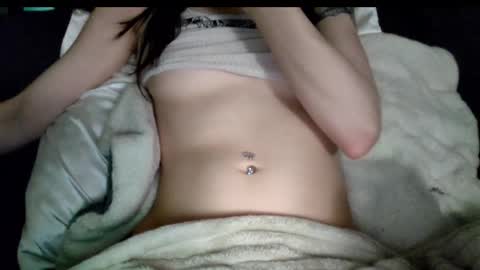 Snapshot of daintydarlingxoxo chatting on February 2025 01:44:02 AM DaintyDarling online show from February 2025 01:44:02 AM