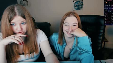 Little Di online show from December 2024 04:47:02 AM