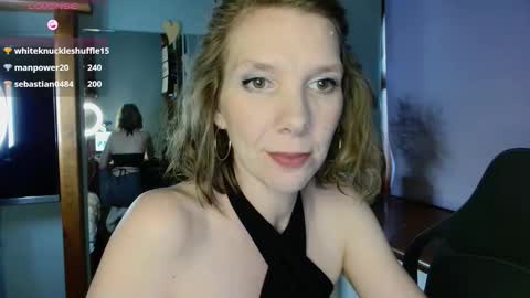 daisy_lovely online show from November 2025 05:56:02 AM