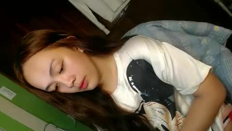 LILY   christmas wish breast implant online show from December 2025 11:57:02 PM