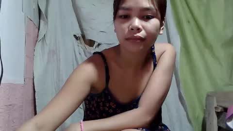 Snapshot of daisymuffinx chatting on November 2025 03:08:02 PM Daisy online show from November 2025 03:08:02 PM