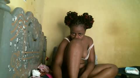 daisyy_delight online show from June 2026 02:33:01 PM