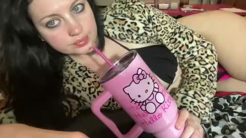 daisy love online show from January 2025 08:17:01 AM