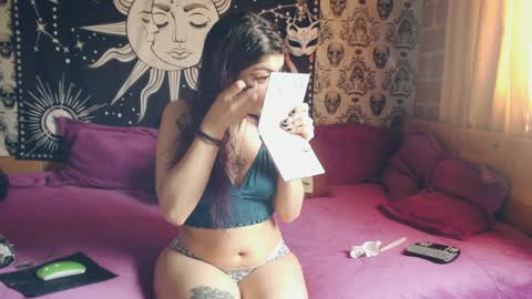 Snapshot of dak_7 chatting on January 2025 07:17:01 PM -- -- help me reach 100 hands up online show from January 2025 07:17:01 PM