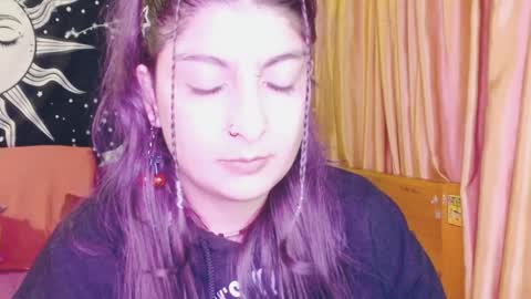 Snapshot of dak_7 chatting on January 2025 08:14:02 AM -- -- help me reach 100 hands up online show from January 2025 08:14:02 AM