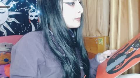 Snapshot of dak_7 chatting on January 2025 07:49:01 AM -- -- help me reach 100 hands up online show from January 2025 07:49:01 AM