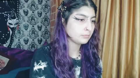 Snapshot of dak_7 chatting on March 2025 02:07:02 AM -- -- help me reach 100 hands up online show from March 2025 02:07:02 AM