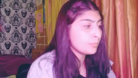 Snapshot of dak_7 chatting on September 2025 11:31:02 PM -- -- help me reach 100 hands up online show from September 2025 11:31:02 PM