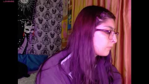    --  -- help me reach 100 hands up  online show from November 2025 01:16:01 AM