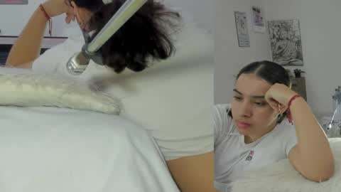 daki_ume_ online show from April 2026 02:42:01 AM