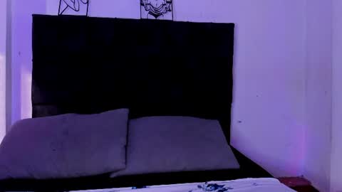 dakostelee1_ online show from July 2026 09:25:02 PM